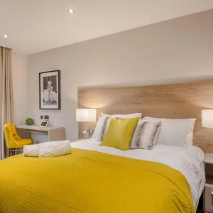 Dwell Living شقة فندقية