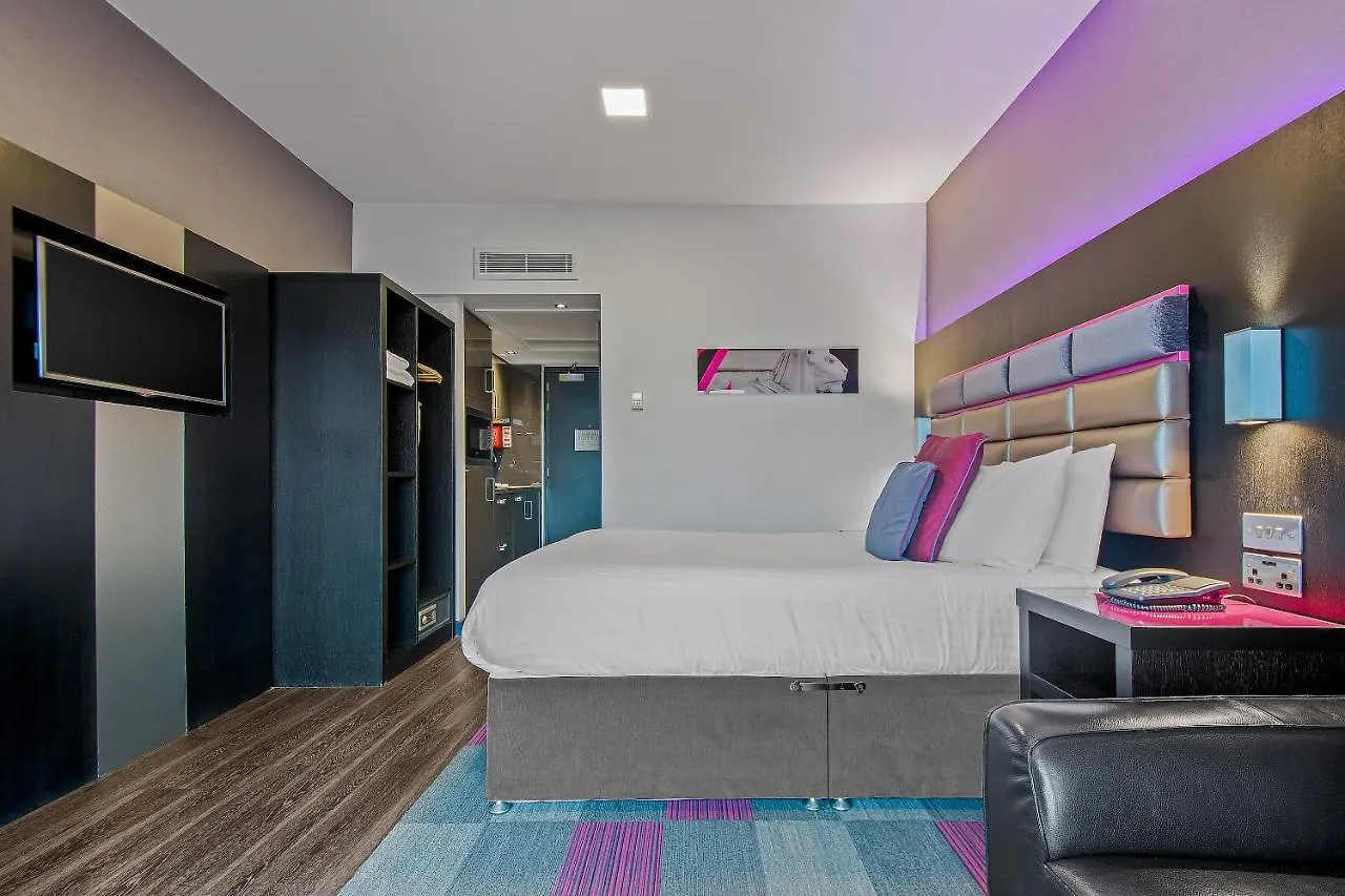 Aparthotel Roomzzz Nottingham City