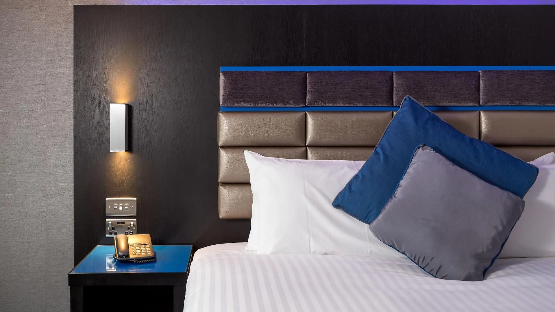 **** Aparthotel Roomzzz Nottingham City United Kingdom